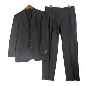 Vtg 2 Piece Suit Mens 40R Gray Pinstripe Blazer and Trousers Academia Corpcore